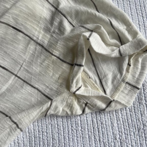 Madewell Tee - Picture 5 of 5